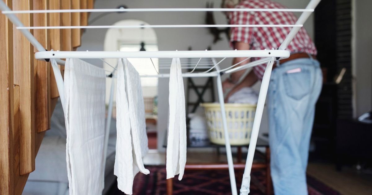 Dry your clothes faster this winter when using 1 household item with heated rack