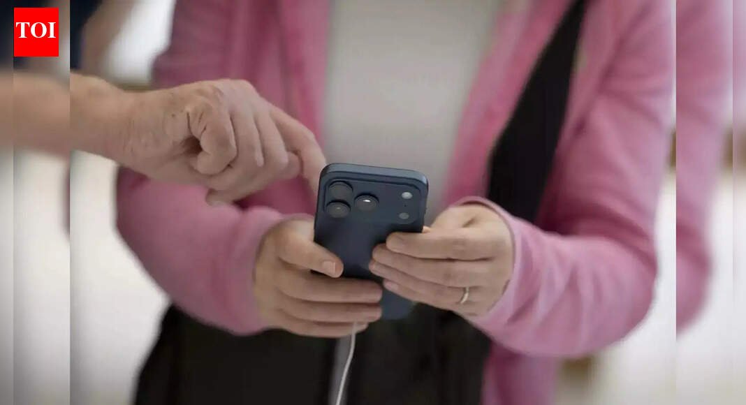 WhatsApp, Telegram and other OTT companies are ‘upset’ with government over new rule that Airtel, Vodafone-Idea and Reliance Jio have congratulated DoT for