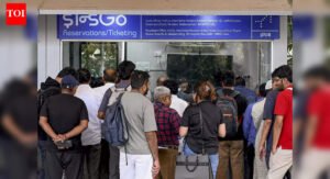 The cost is Rs 70,000 for a flight to Bengaluru, but only Rs 25,000 for a flight to London. Airfares explode amid massive IndiGo crisis; flyers rush for options