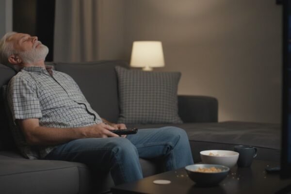 Doctors warn about the sleep they fear most: Your brain shutting down without you knowing.