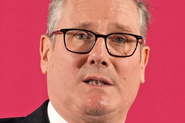 Keir Starmer brands Nigel Farage a ‘toxic disgrace’ over Glasgow pupils comments