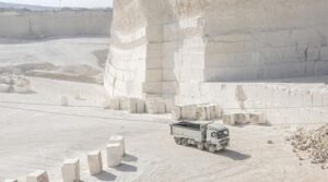 Famed Jerusalem stone still sells, despite West Bank economic woes.