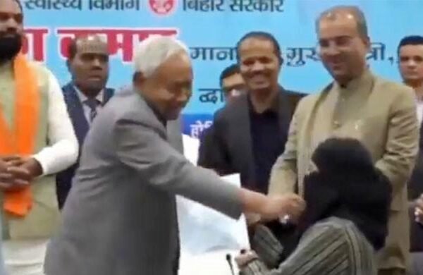 Indian CM pulls down Muslim woman’s hijab at official event