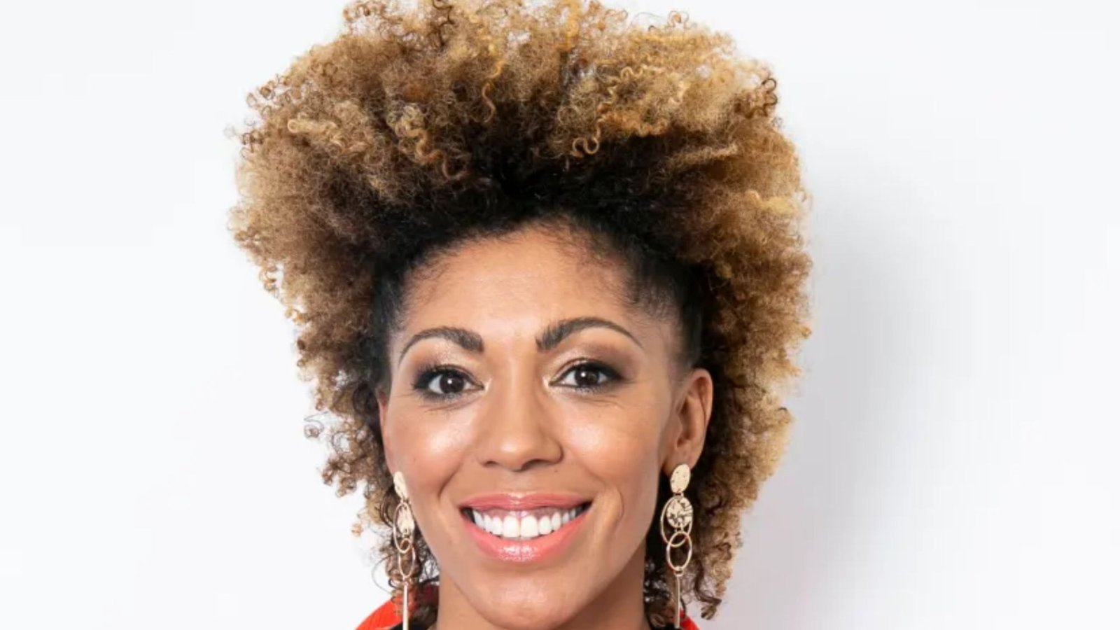 I have persistent sinusitis but have waited ages to see a specialist