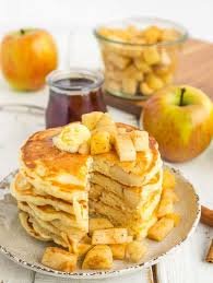 cinnamon-apple-pancakes